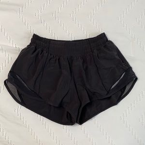 Black lululemon hotty hot shorts